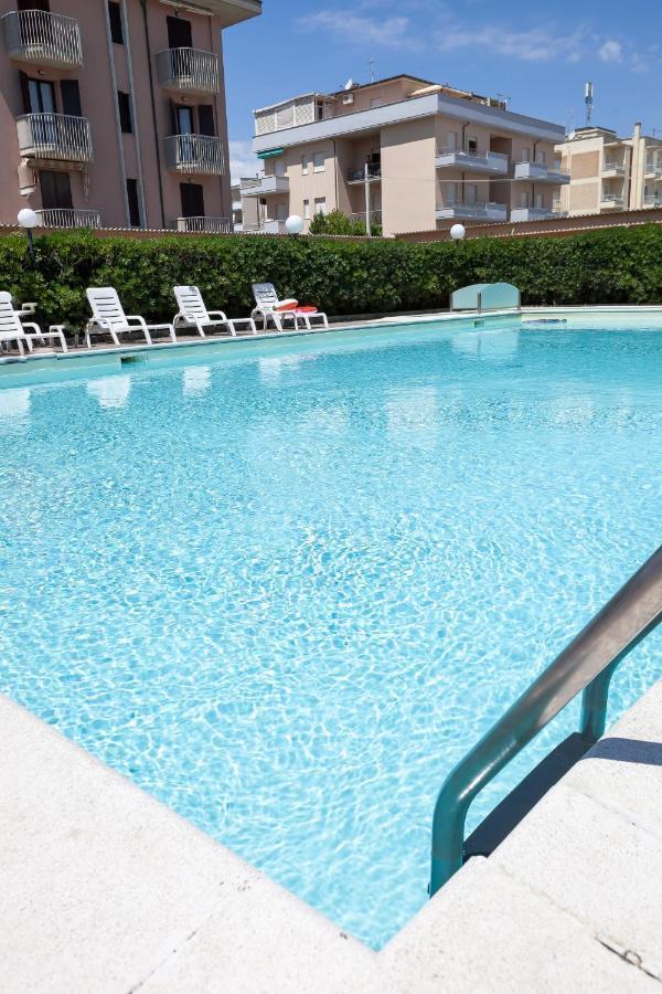 Hotel Primavera Sul Mare Lido Di Savio Exteriör bild