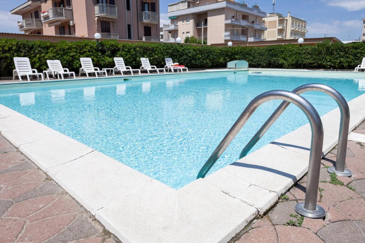 Hotel Primavera Sul Mare Lido Di Savio Exteriör bild