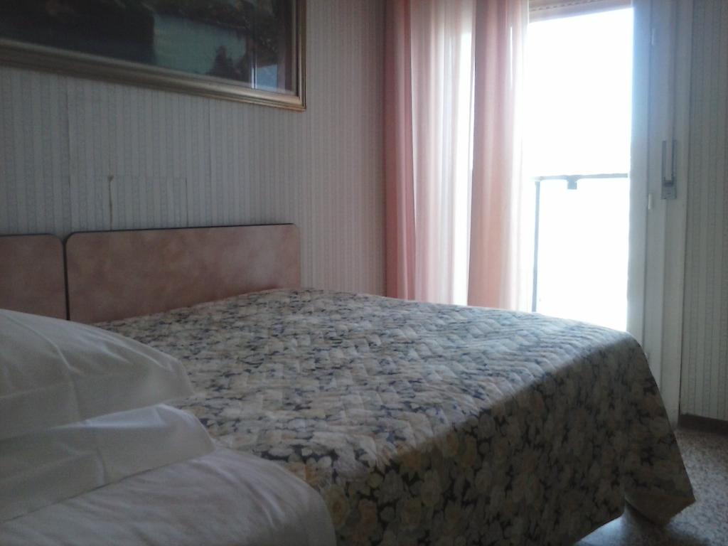 Hotel Primavera Sul Mare Lido Di Savio Exteriör bild