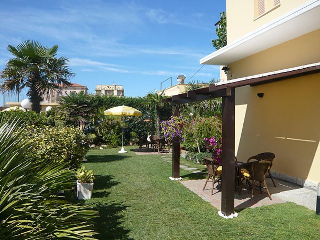 Hotel Primavera Sul Mare Lido Di Savio Exteriör bild